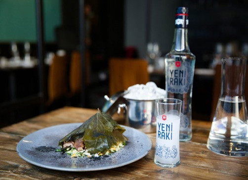 Ein Hochgenuss mit Yeni Rakı