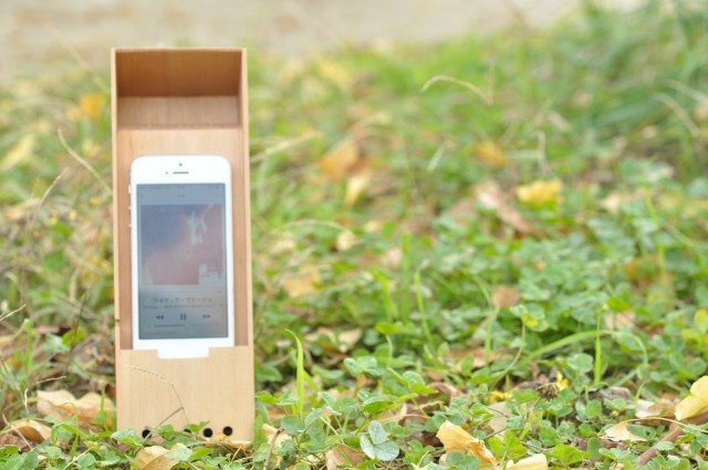 iPhone用木製スピーカー tanagokoro（たなごころ）