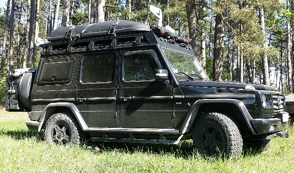 ... der "3. im Bunde", unser Micro-Camper "Yongshi", irgendwo unterwegs ...