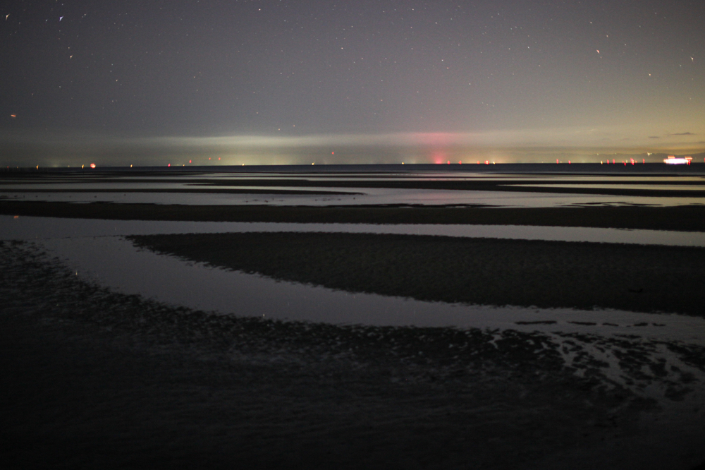坂井海岸 CanonEOS 5Dmk2 Sigma50mmF1.4 EX DG iso1000 50mm f1.4 6" photo: toshimasa