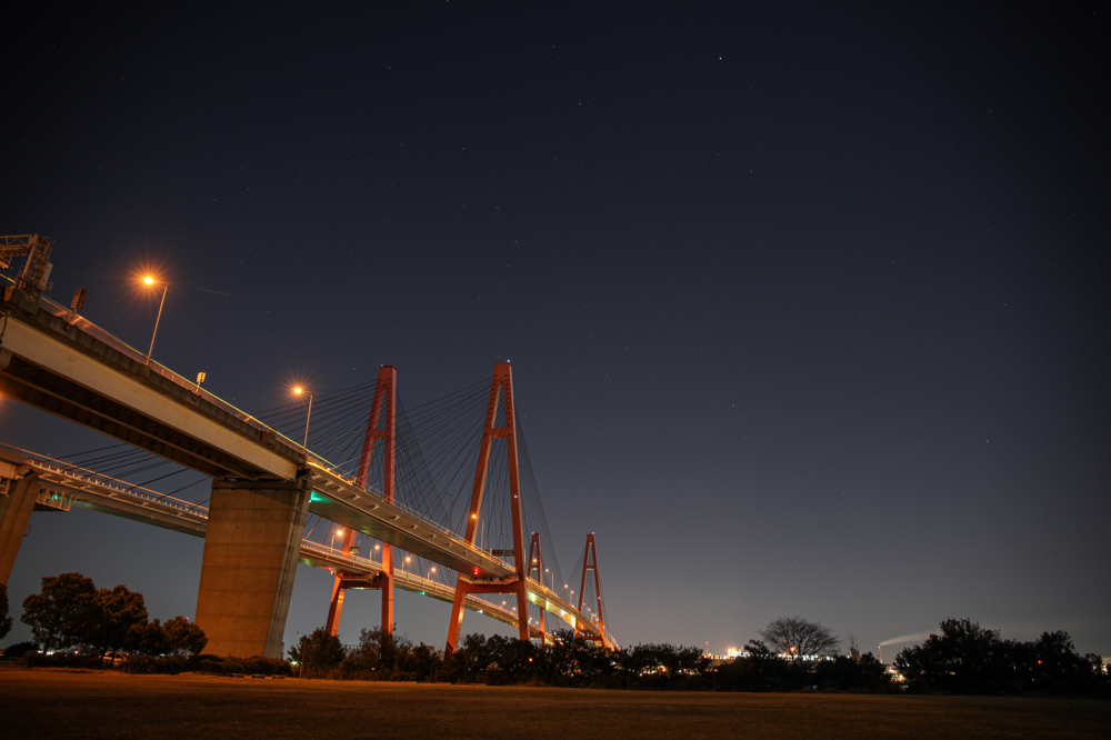名港トリトン CanonEOS 5Dmk2 CanonEF24-70mmF4L iso100 24mm f10 20" M photo : toshimasa