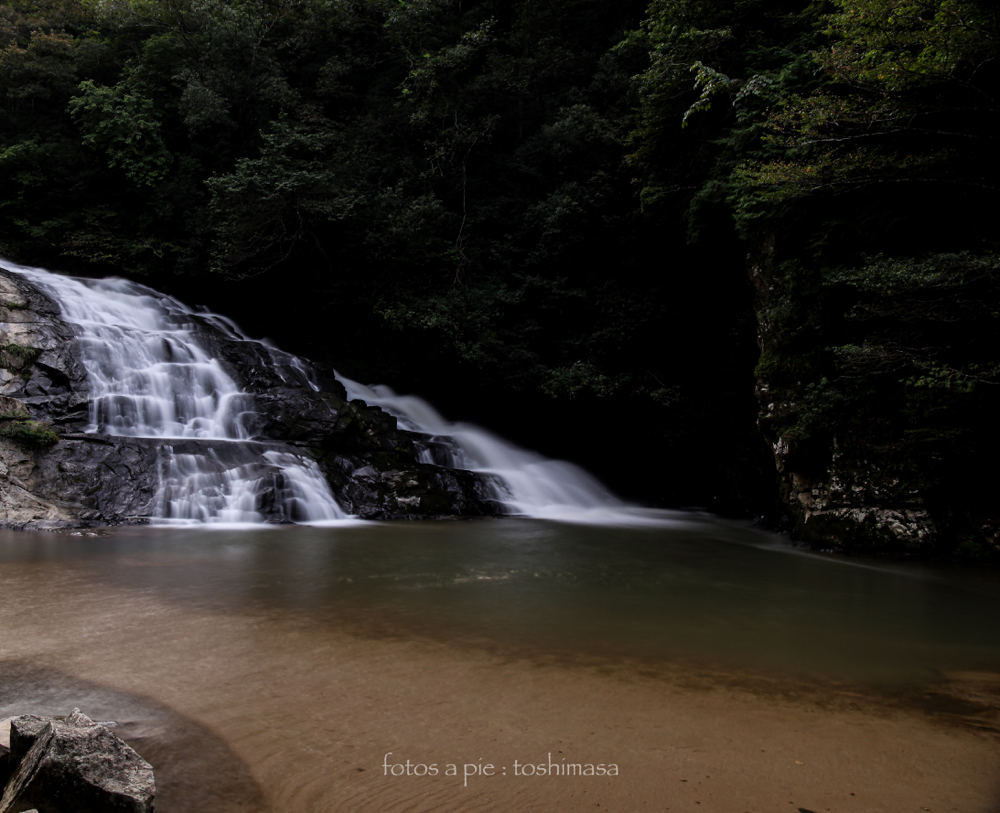 CanonEOS5Dmk2 CanonEF24-70mmF4L iso100 24mm f10 20"B NISI ND1000