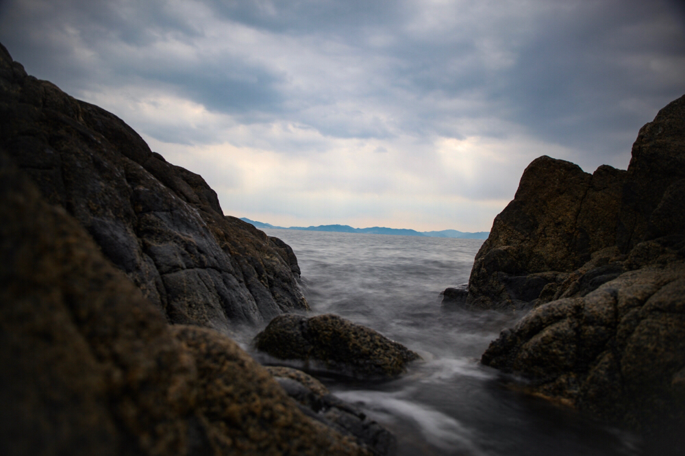 CanonEOS 5Dmk2 CanonEF24-70F4L iso100 24mm f20 1.6" M ND400 photo : toshimasa
