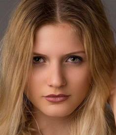 Ricarda S - 17122