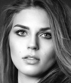 Laura Z - 20063