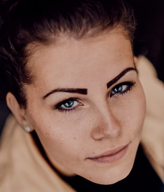 Tamara R - 24082
