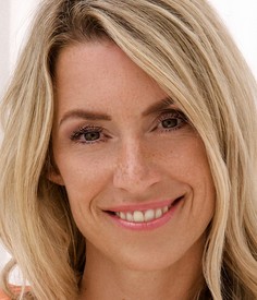 Anika B - 22100