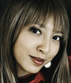22012 - Theresia Q