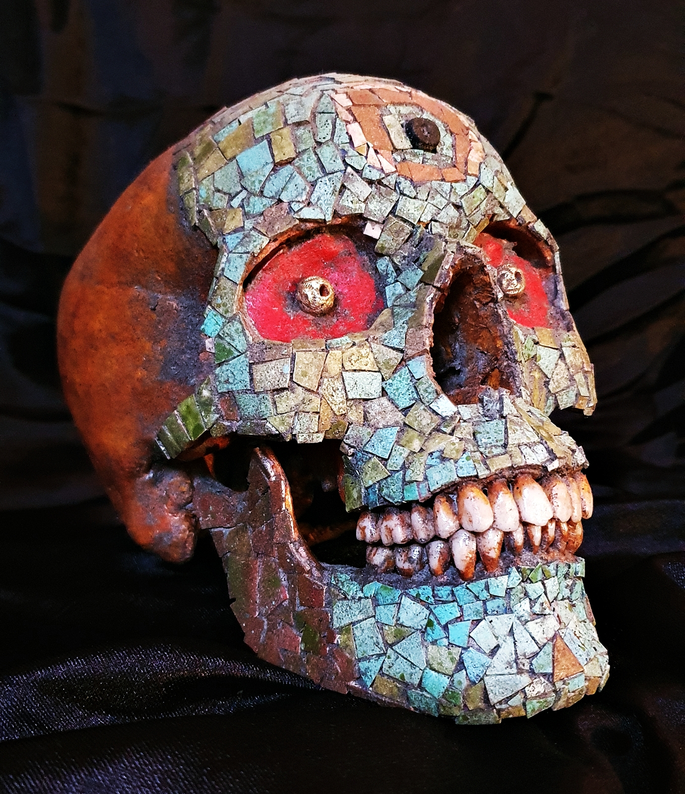 Aztec mosaic skull