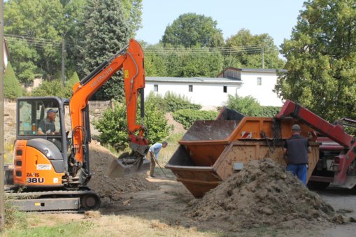 Bauschuttentsorgung, Gutshof Heynitz 2018, Foto: Elisabeth von Watzdorf