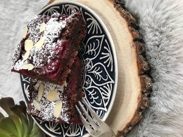 Saftiger Kirschkuchen