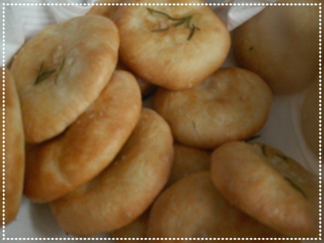 Pizzette al rosmarino