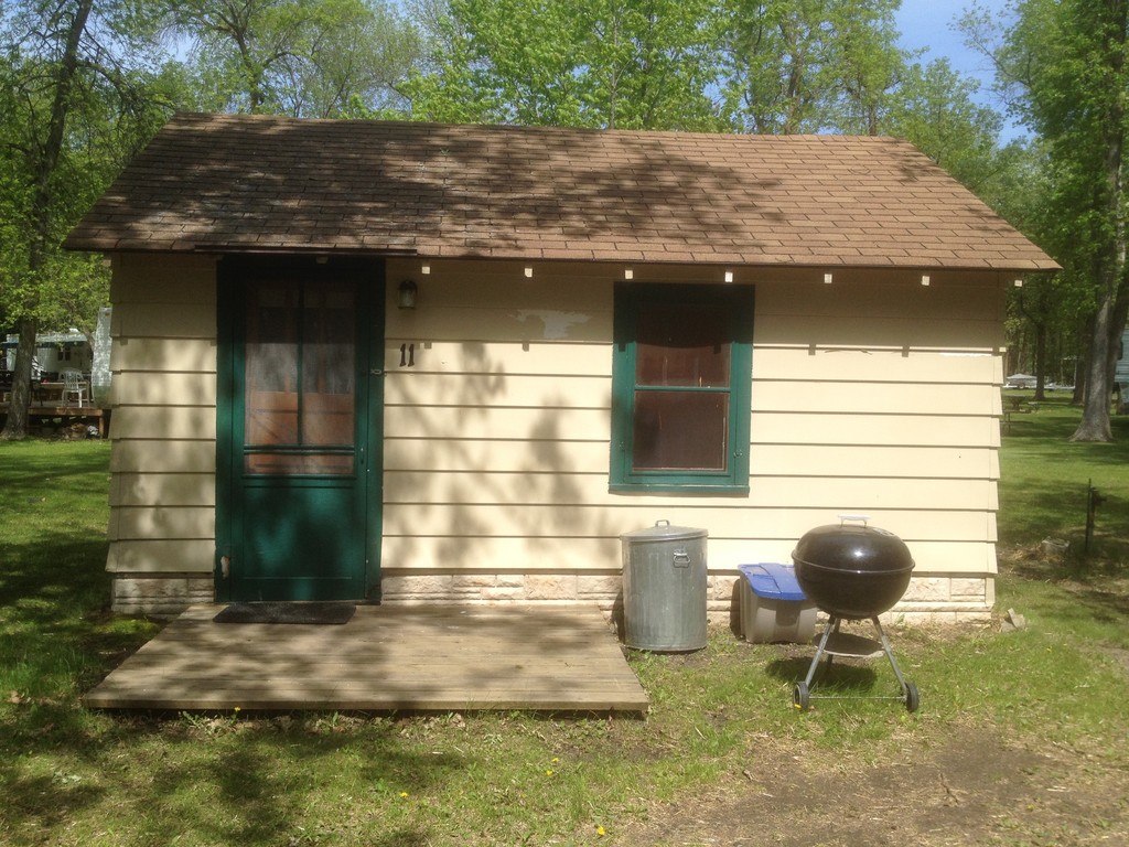 Cabin 11 Whispering Pines Resort on Big Pine Lake Perham, Minnesota