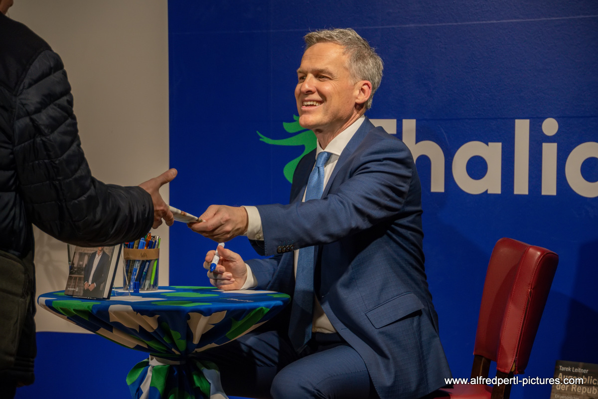 Tarek Leitner präsentiert sein neues Buch bei Thalia