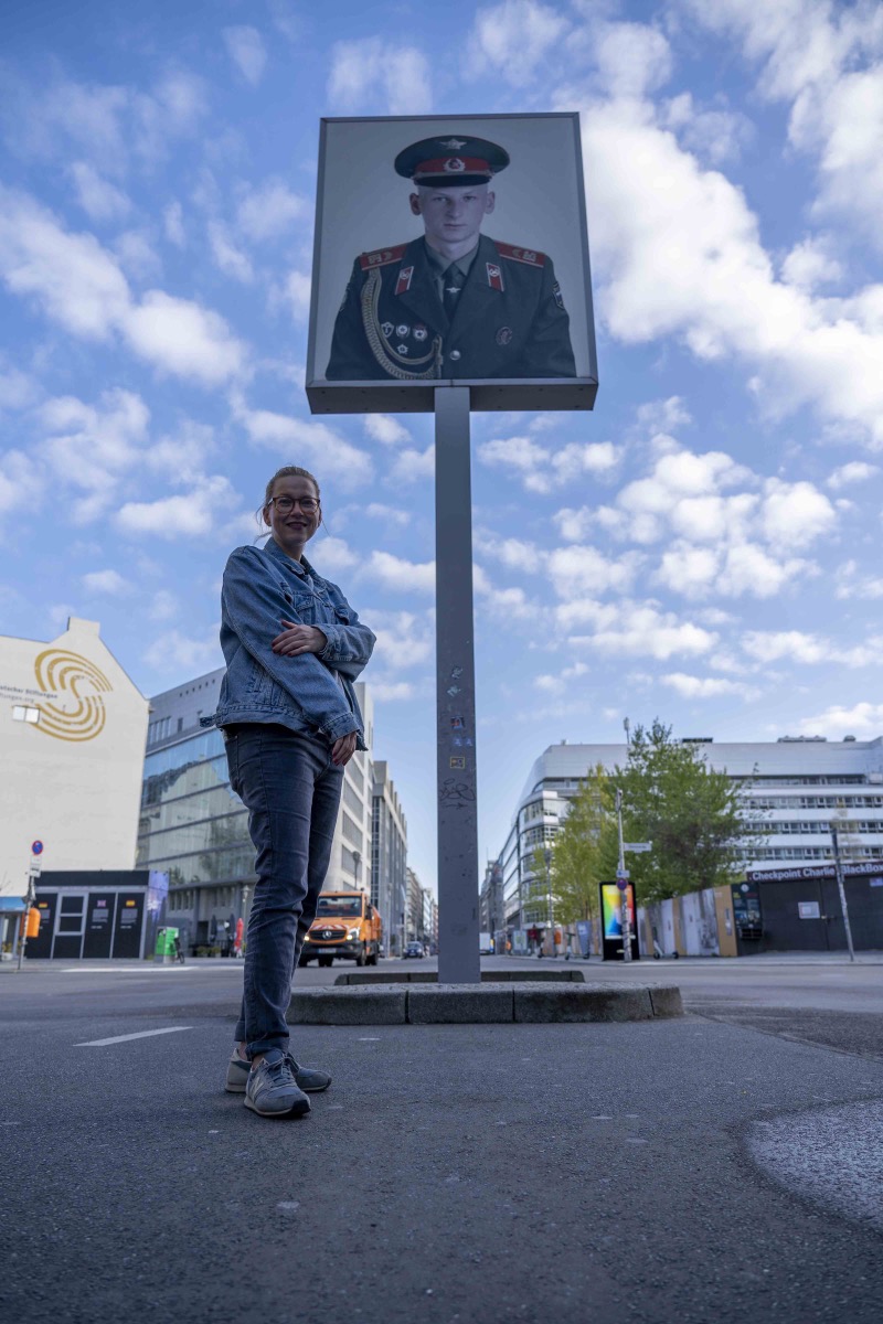 Walk along the Berlin Wall