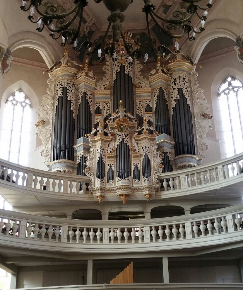 ... imposanten Hildebrandt-Orgel.