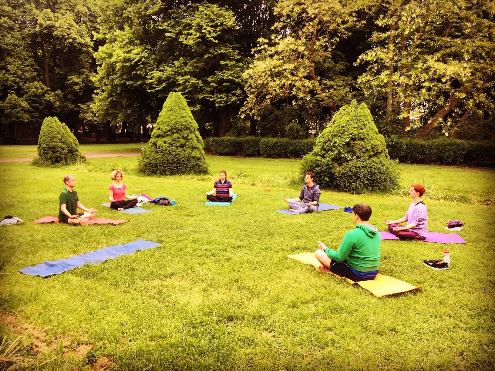 Ab Mai wieder Yoga im Beethovenpark