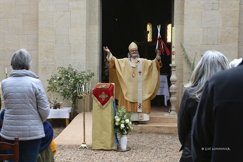 "CHRIST EST RESSUSCITE ! "... "En vérité, Il est réssuscité!"