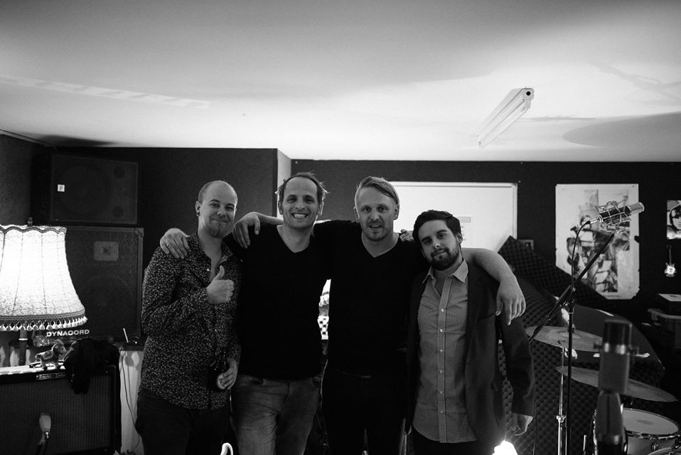 2016