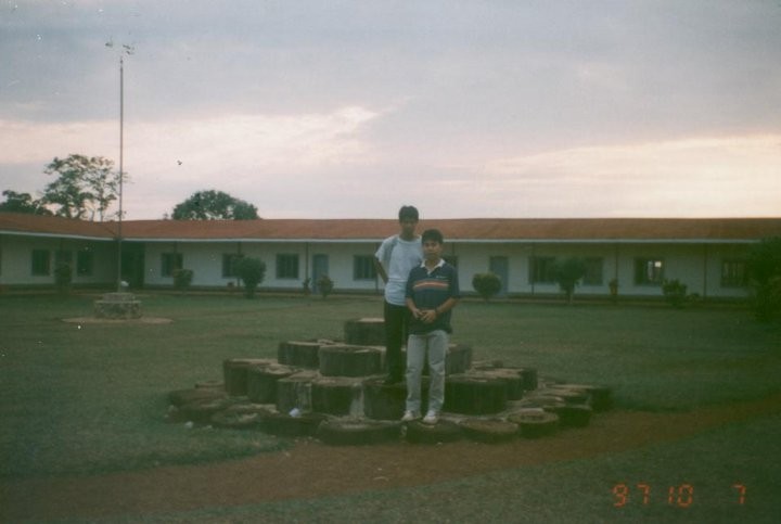 Estudiantes de la Promo 1997 en el Colegio de Concepción