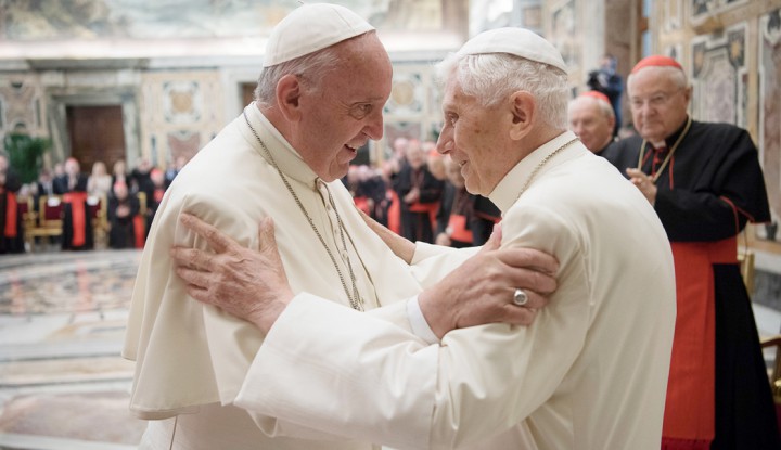 Le Pape François et le Pape émérite Benoît XVI