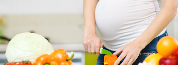 Die Vitamine A und C gelten als wesentlich für die gesunde Ausbildung der Zähne.