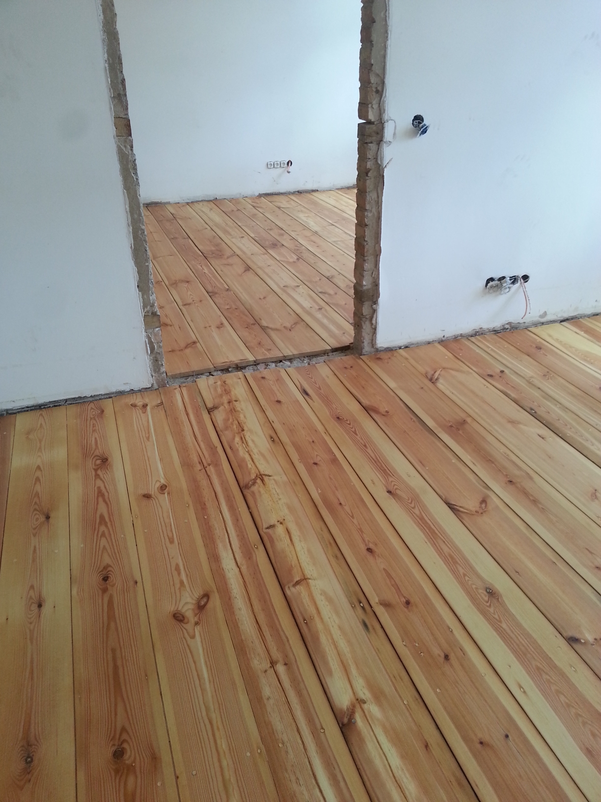 Alte Altbau Dielen Pitch Pine kaufen Holzfriese Ideen aus Holz