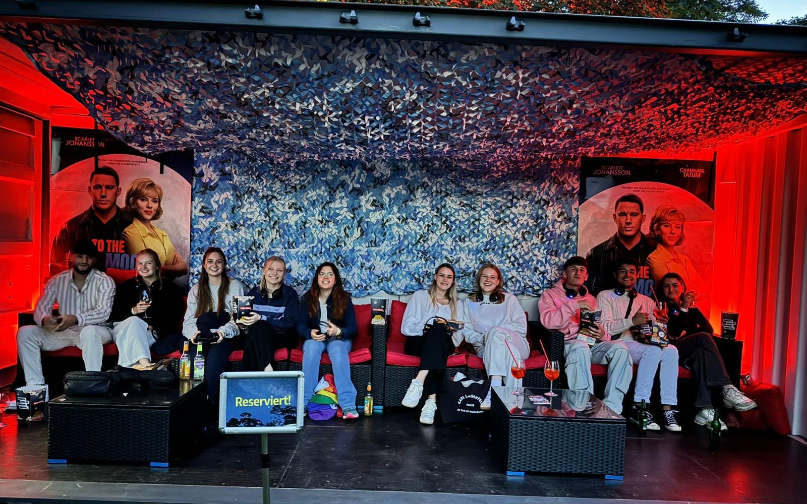 Gewinner der VIP-Lounge im Rahmen der Verlosung von LOTTO Hamburg Open-Air-SchanzenKino