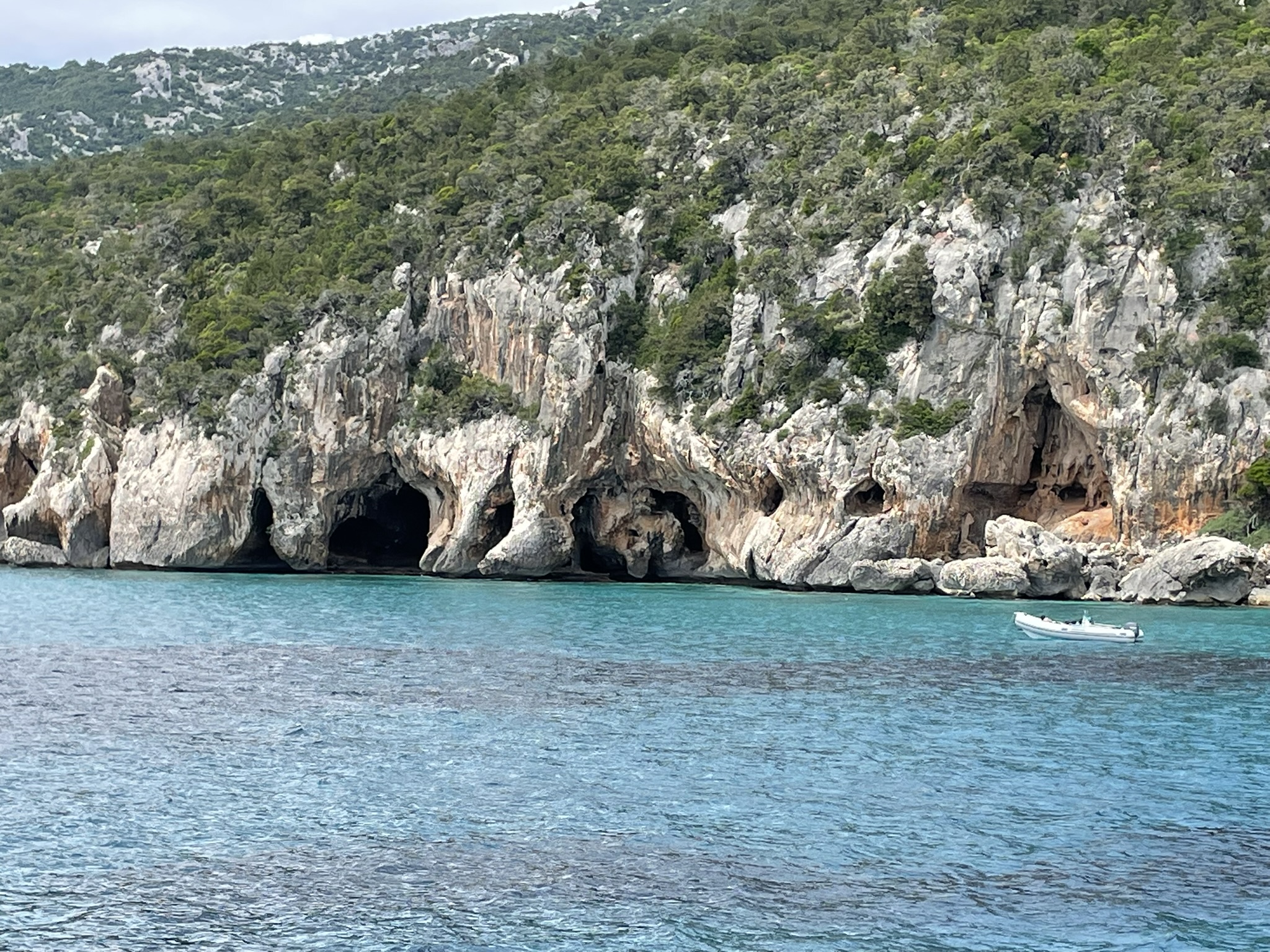 Wo ist der Eingang zur Grotte?