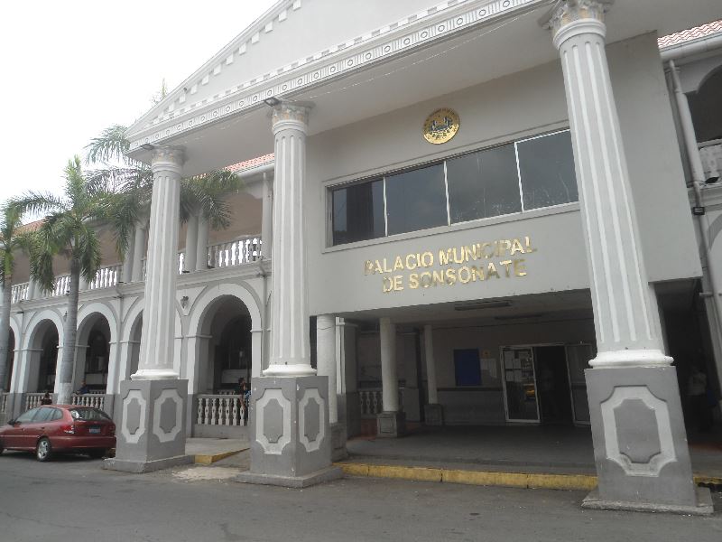 Fachada del palacio municipal