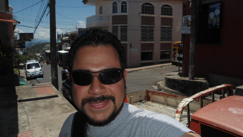 En las calles del centro de Cojutepeque