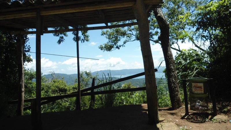 Mirador desde el cual podemos ver el lago de Ilopango