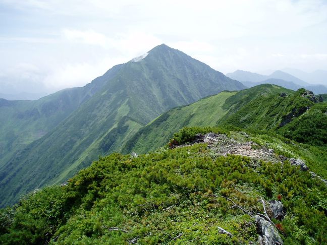 カムイエクウチカウシ山