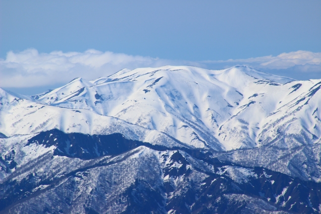 巻機山