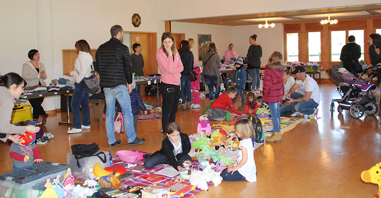 Familienverein «Kidolino» lud zur Frühlingsbörse