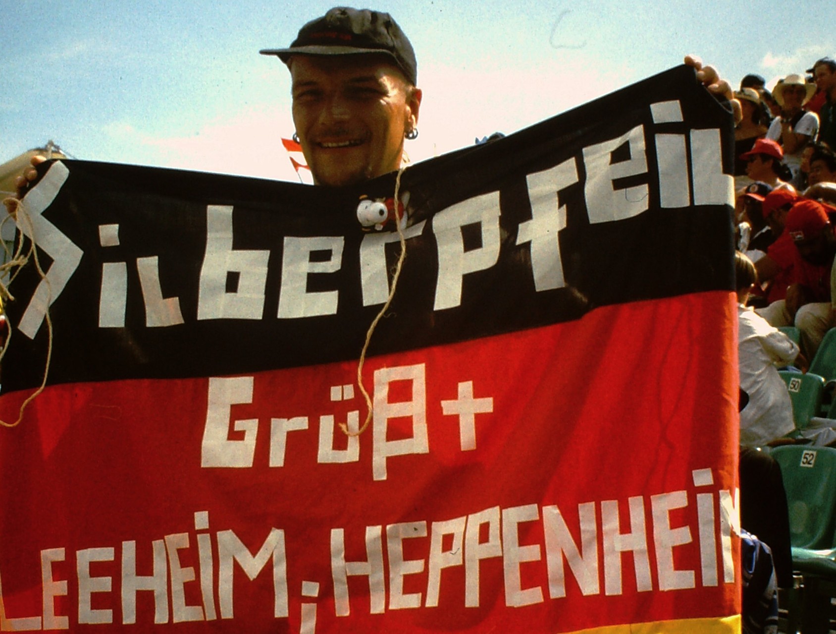 Favorit: Mercedes und Häkkinen