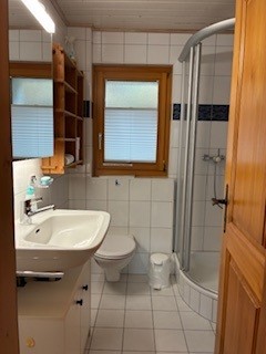 Dusche / WC EG