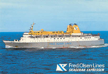 Bolero in Skagerak under Fred Olsen Lines flag.