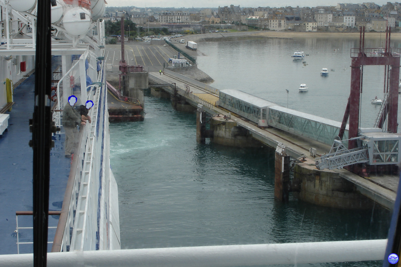 A la passerelle du Bretagne (© lebateaublog 2012)