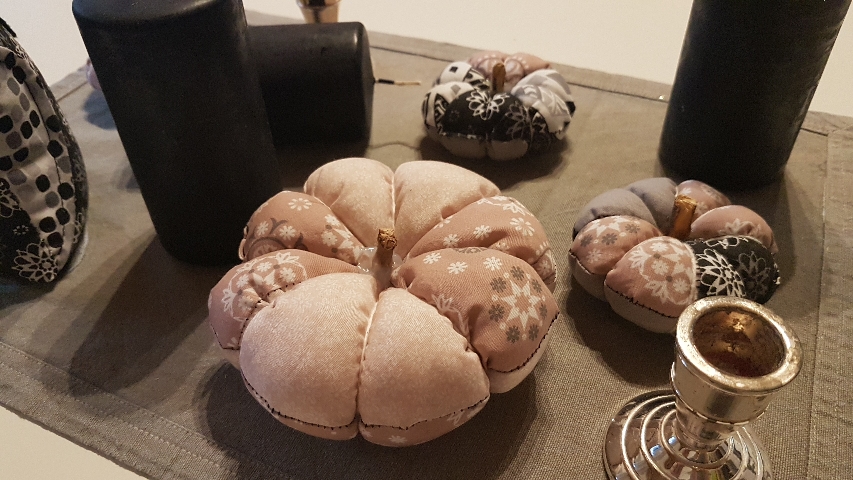 Schöne Kürbisse für den Herbst Markt