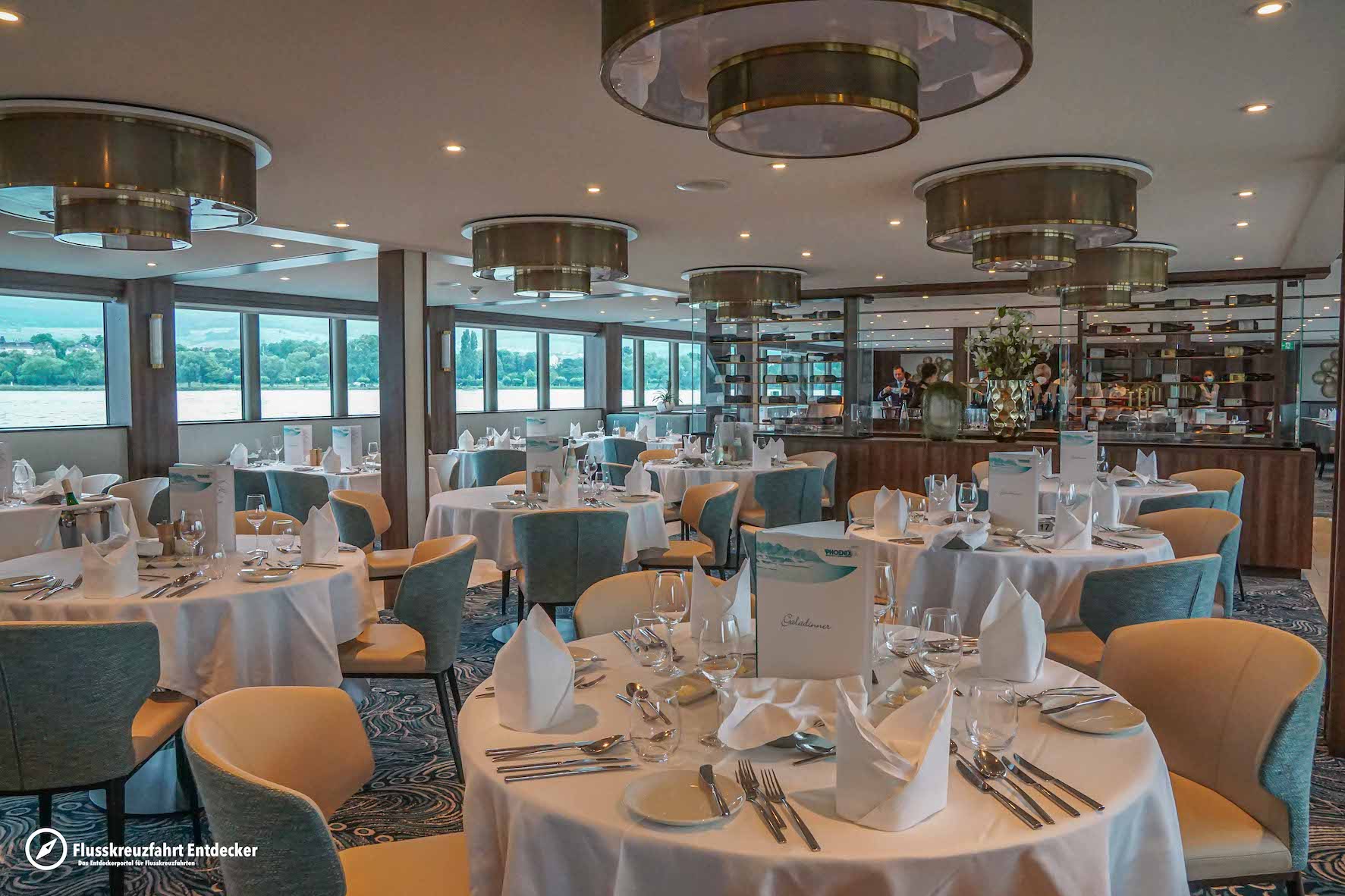 MS Anna Katharina Panorama Restaurant Vier Jahreszeiten