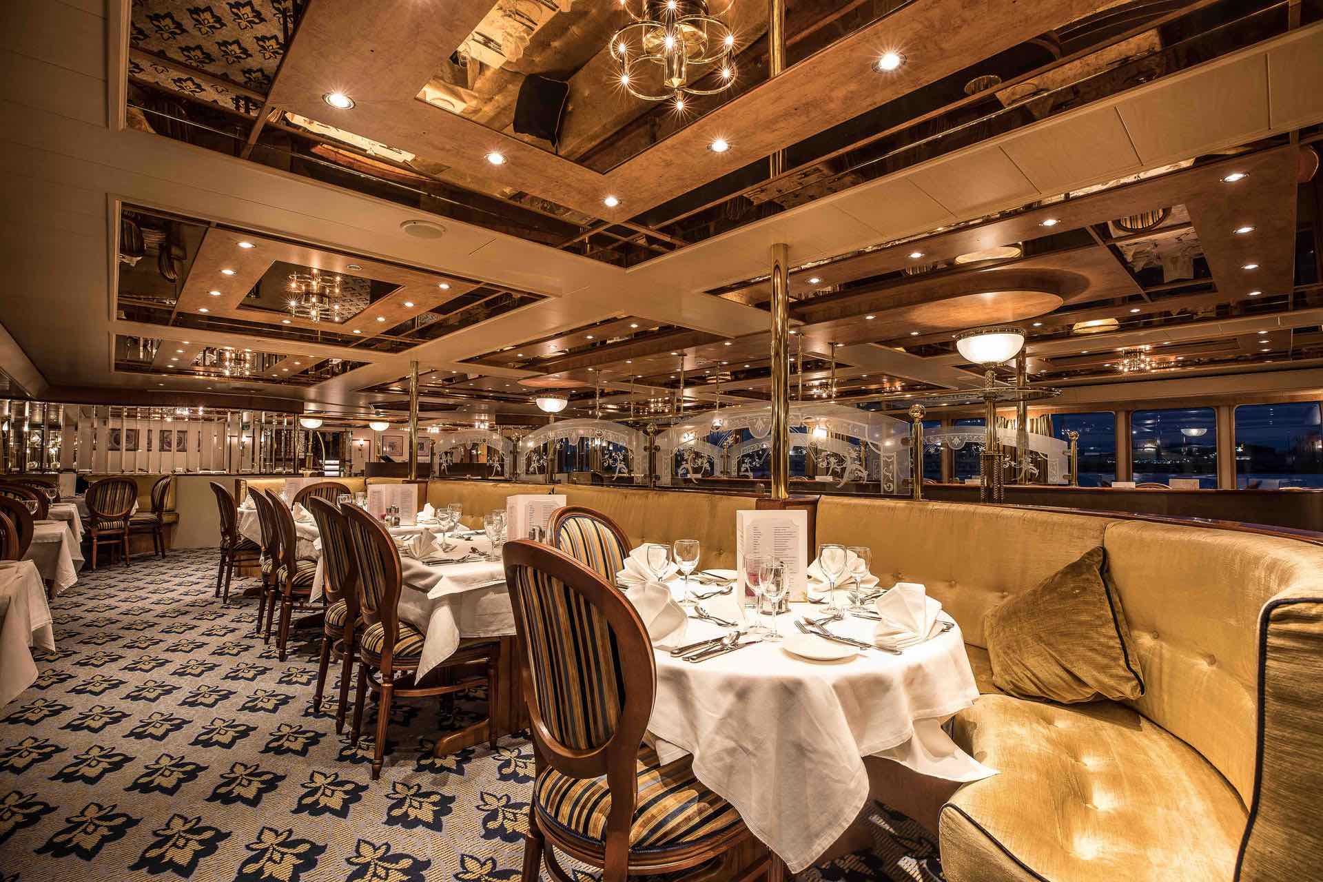 MS Swiss Crown Restaurant