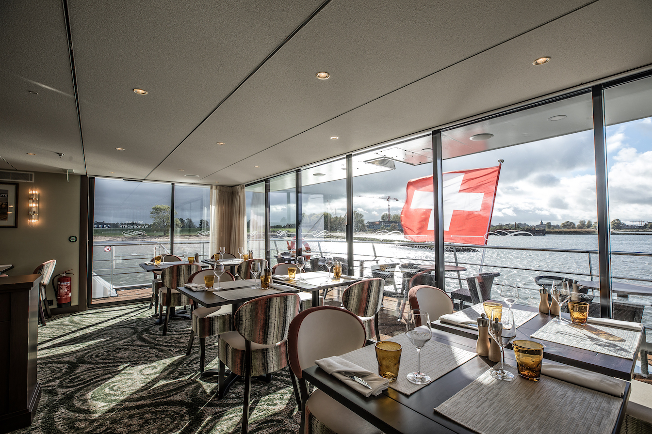 MS William Wordsworth Spezialitäten Restaurant