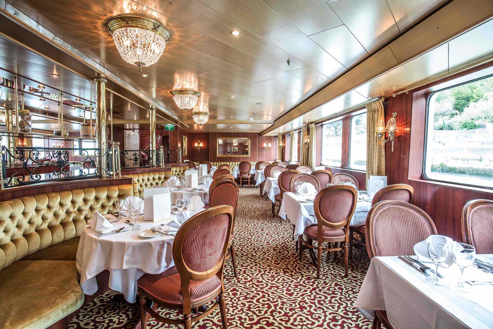 MS Swiss Ruby Restaurant