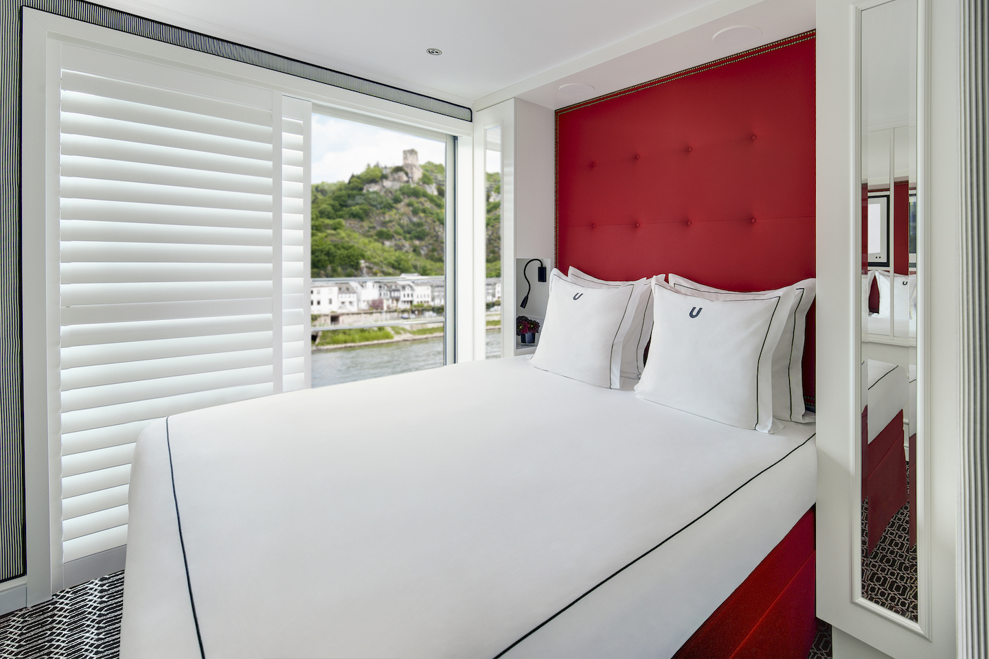 The B French Balcony