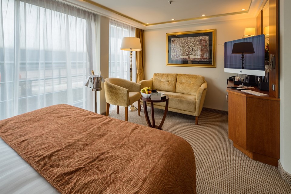 AmaLyra Junior Suite