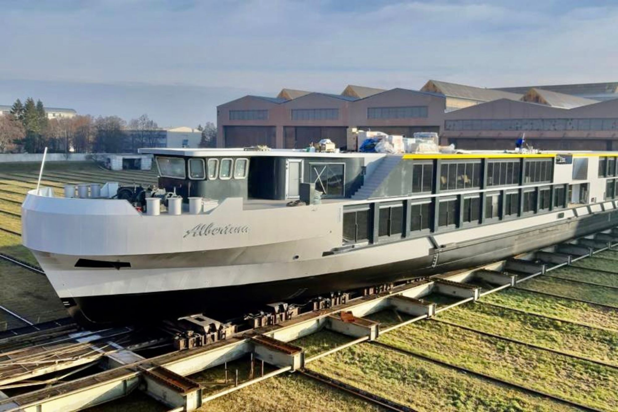 Stapellauf & erste Tests für SE-Tours Neubau MS Albertina