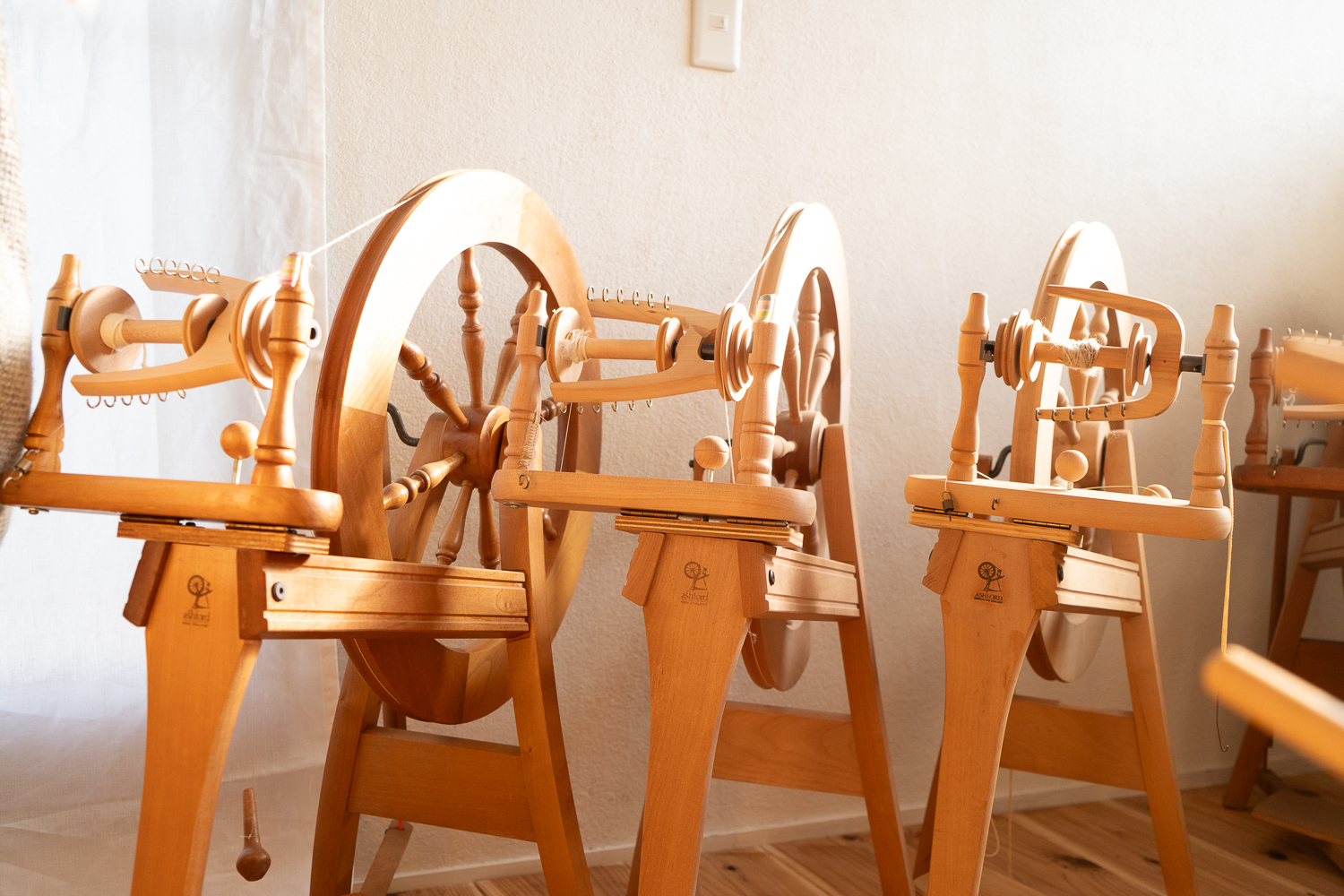 紡ぎ道具のシェア工房 - 染め織り暮らし