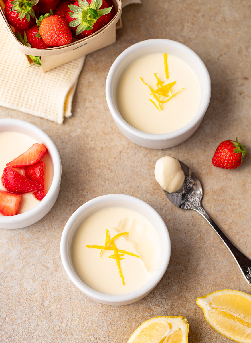 Lemon posset : crème dessert au citron express (recette anglaise)