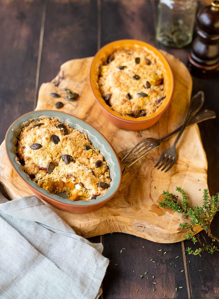 Crumble salé au potimarron, chèvre & parmesan